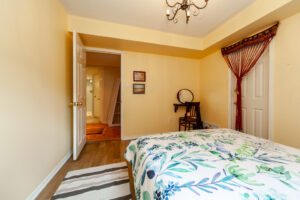 20-rosemarie-cres-whitby-41