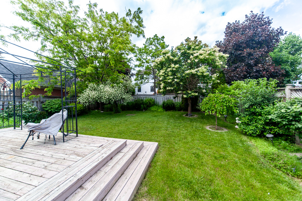 20-rosemarie-cres-whitby-45