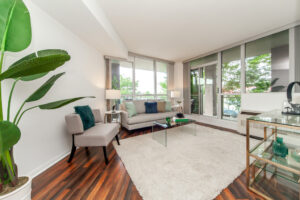 202-1600-keele-st-toronto-10