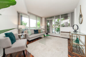 202-1600-keele-st-toronto-11