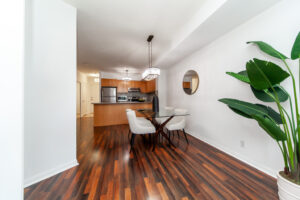 202-1600-keele-st-toronto-17