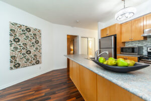 202-1600-keele-st-toronto-22