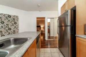 202-1600-keele-st-toronto-25
