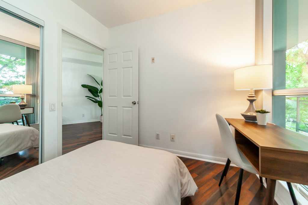 202-1600-keele-st-toronto-32