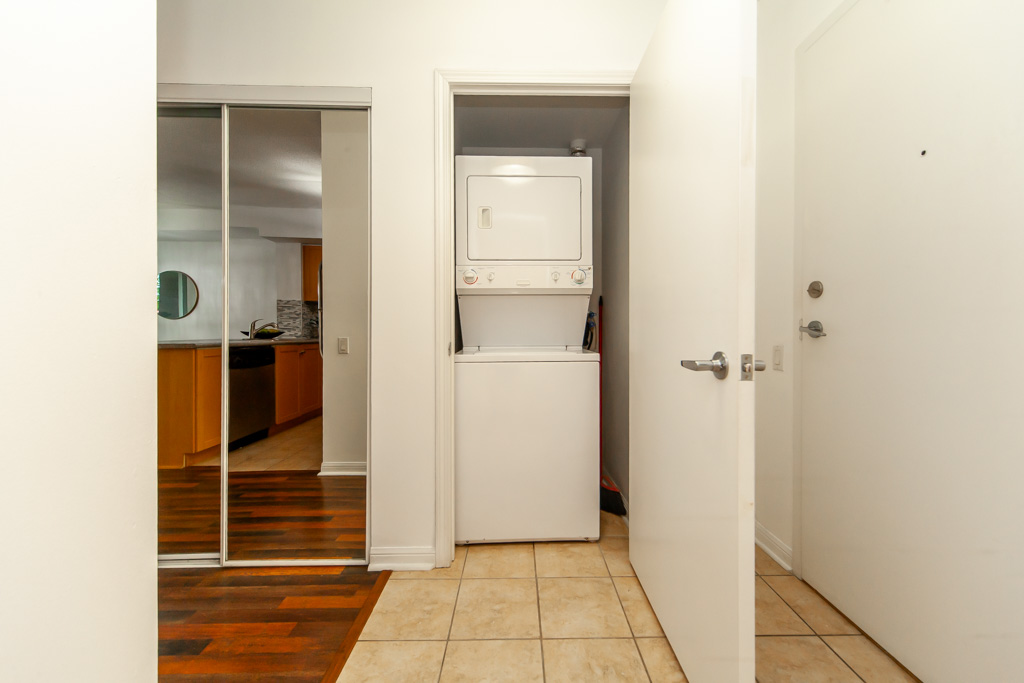 202-1600-keele-st-toronto-34