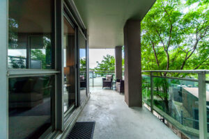 202-1600-keele-st-toronto-38