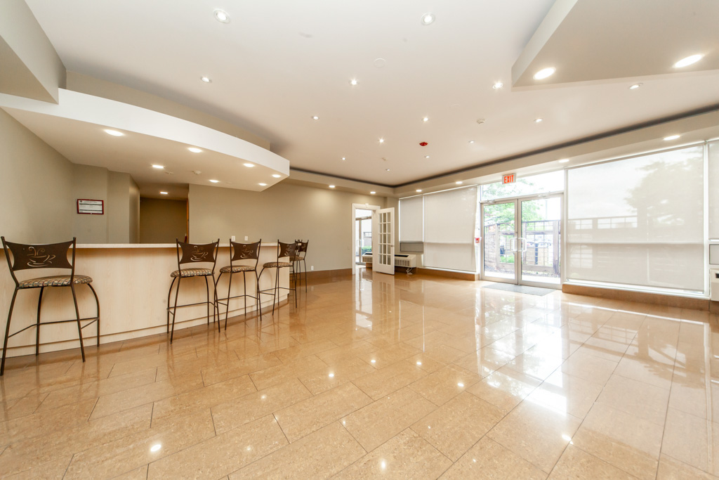 202-1600-keele-st-toronto-46