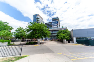 202-1600-keele-st-toronto-5