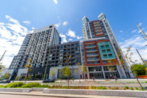 602-8868-yonge-st-richmond-hill-1