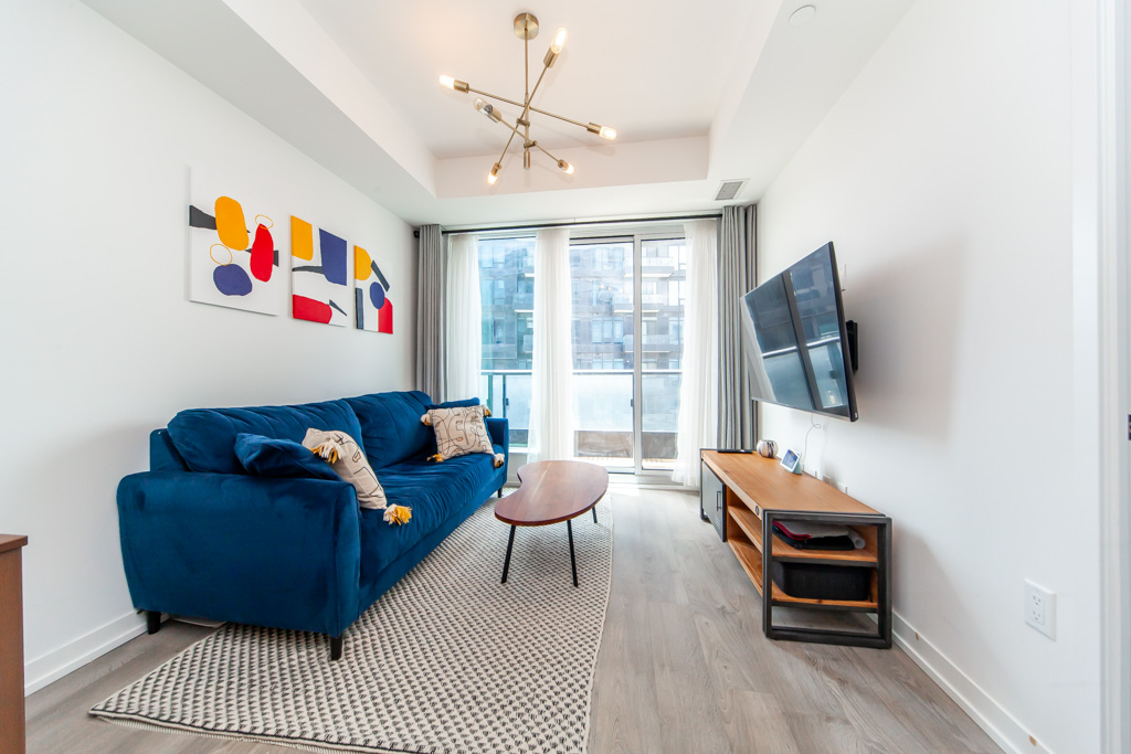 602-8868-yonge-st-richmond-hill-13