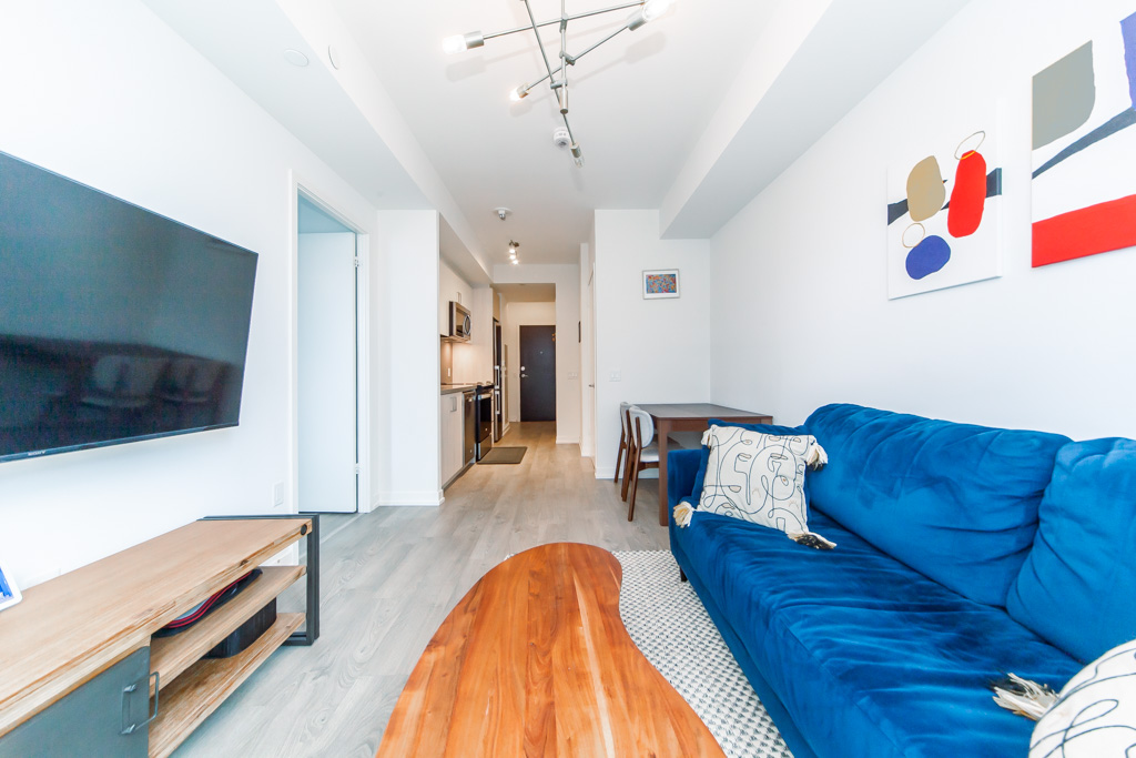 602-8868-yonge-st-richmond-hill-16