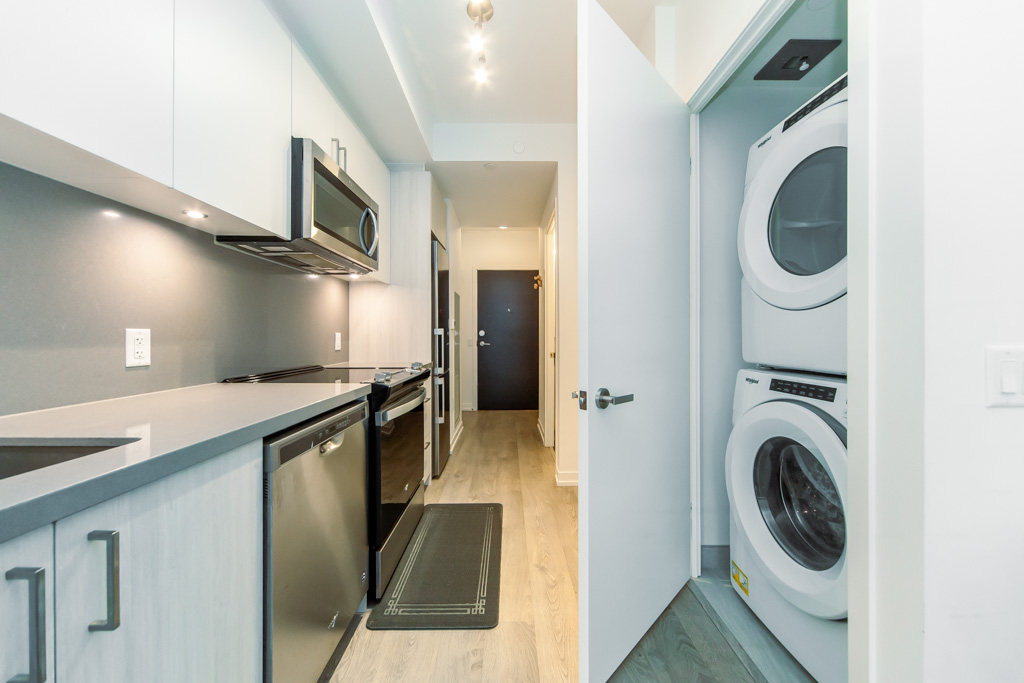 602-8868-yonge-st-richmond-hill-19