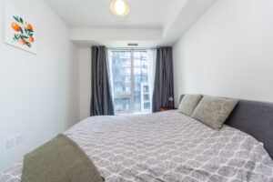 602-8868-yonge-st-richmond-hill-22