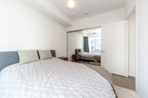 602-8868-yonge-st-richmond-hill-24