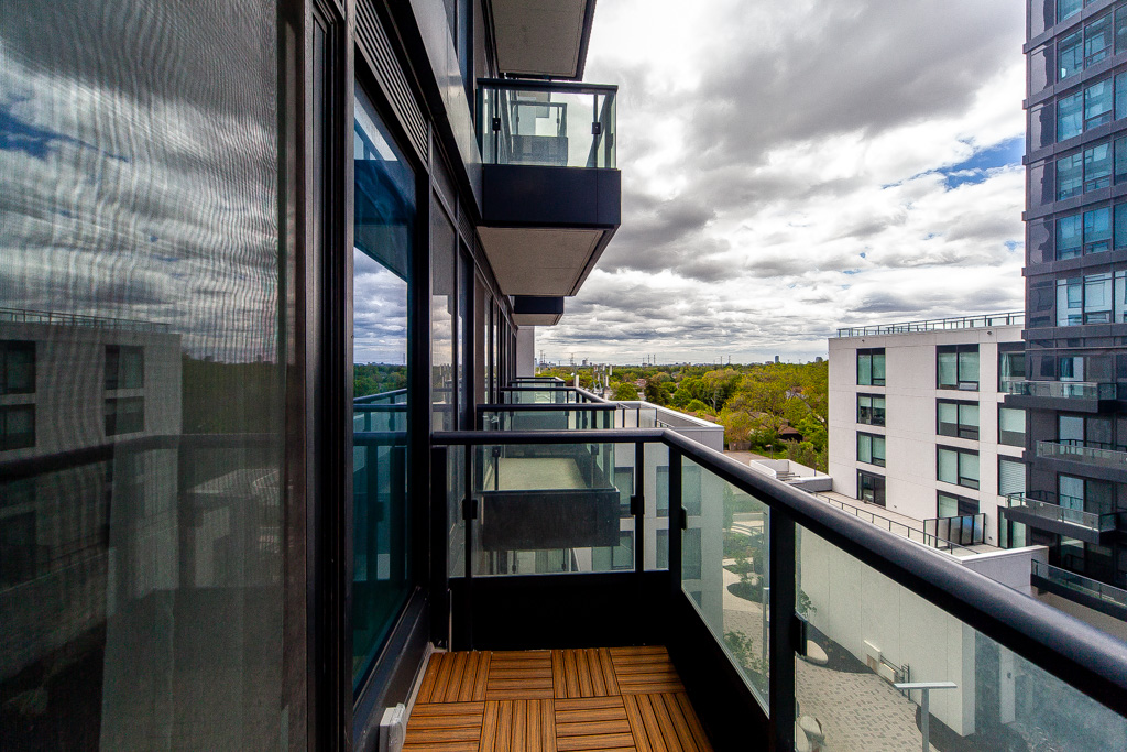 602-8868-yonge-st-richmond-hill-30