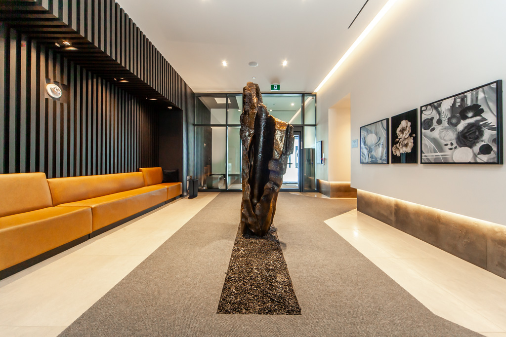 602-8868-yonge-st-richmond-hill-7