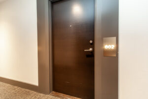602-8868-yonge-st-richmond-hill-9