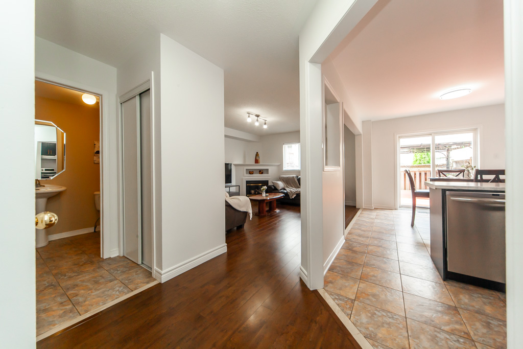 71-red-river-cres-newmarket-11