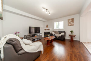 71-red-river-cres-newmarket-12