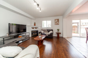 71-red-river-cres-newmarket-13