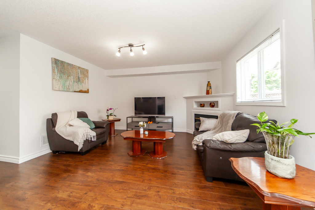 71-red-river-cres-newmarket-14