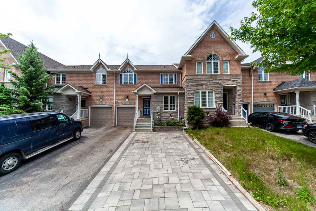 71-red-river-cres-newmarket-2