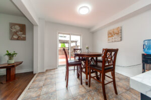 71-red-river-cres-newmarket-24