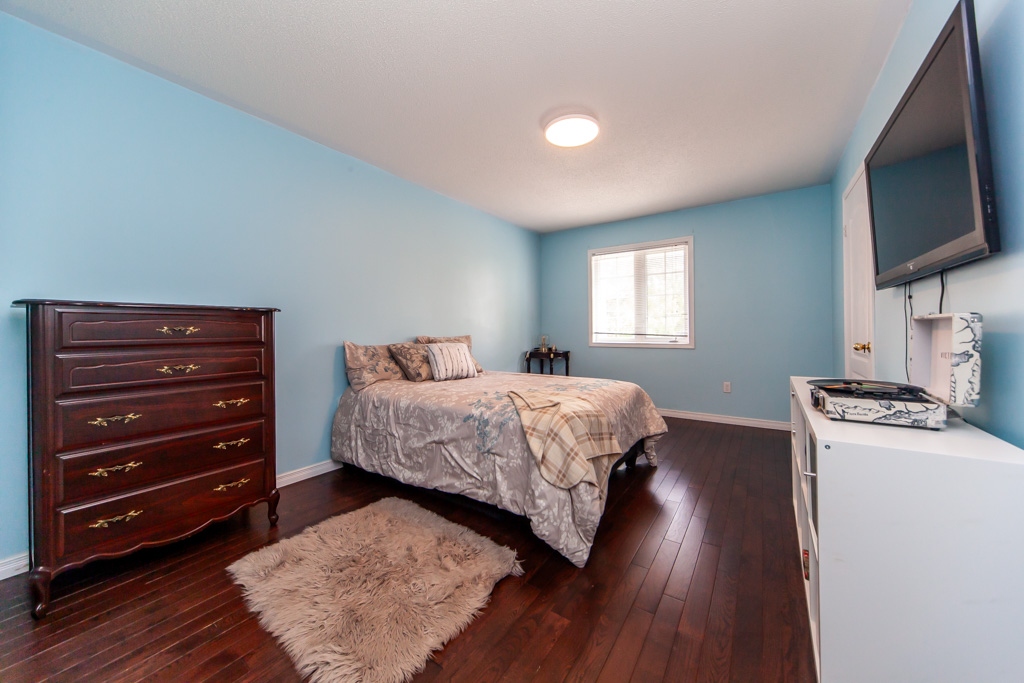 71-red-river-cres-newmarket-34