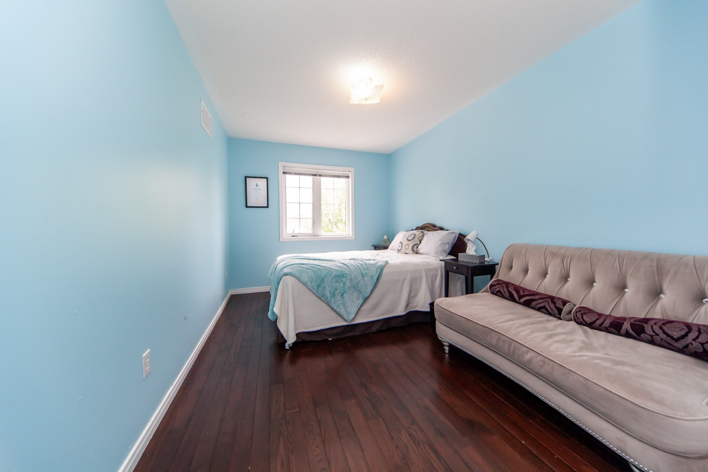 71-red-river-cres-newmarket-37