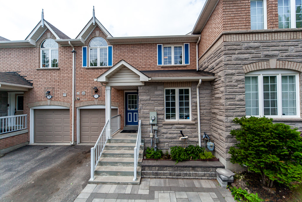71-red-river-cres-newmarket-5