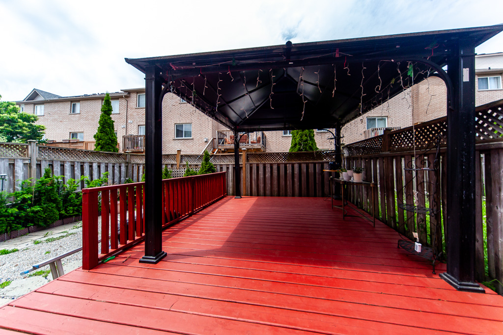 71-red-river-cres-newmarket-52