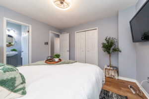 98-chester-cres-pt-perry-28