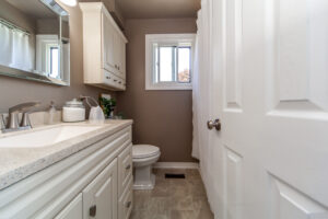98-chester-cres-pt-perry-36