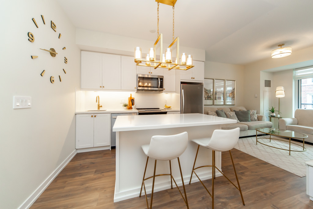 311-50-ann-st-bolton-23