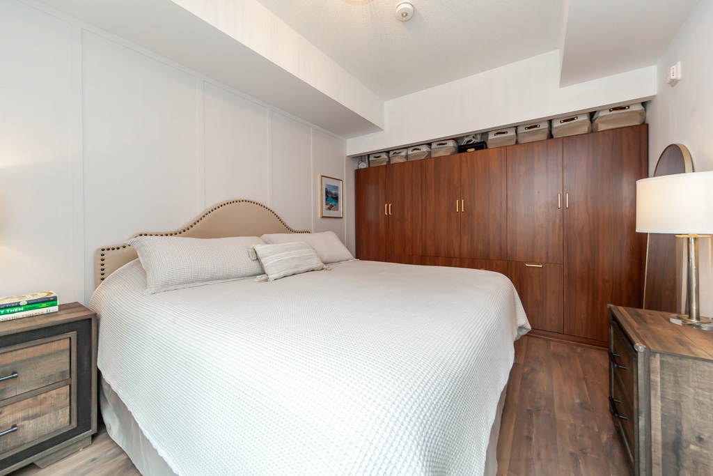 311-50-ann-st-bolton-25