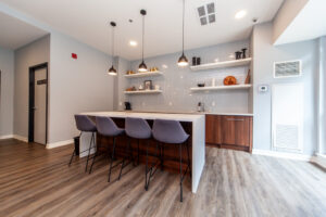 311-50-ann-st-bolton-41