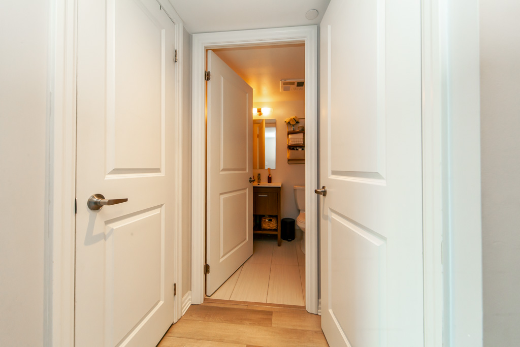 313-80-esther-lorrie-dr-etobicoke-29