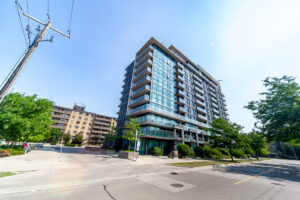 313-80-esther-lorrie-dr-etobicoke-5