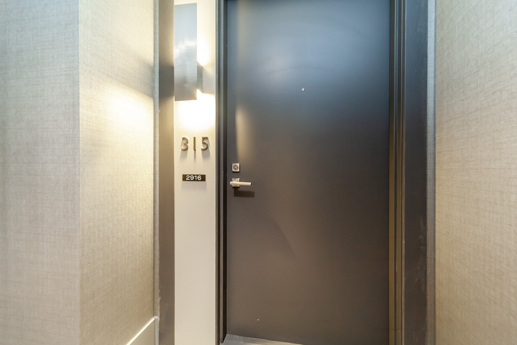 315-2916-highway-7-vaughan-9