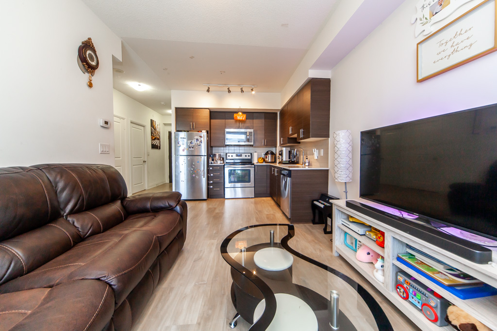 509-3600-highway-7-vaughan-17