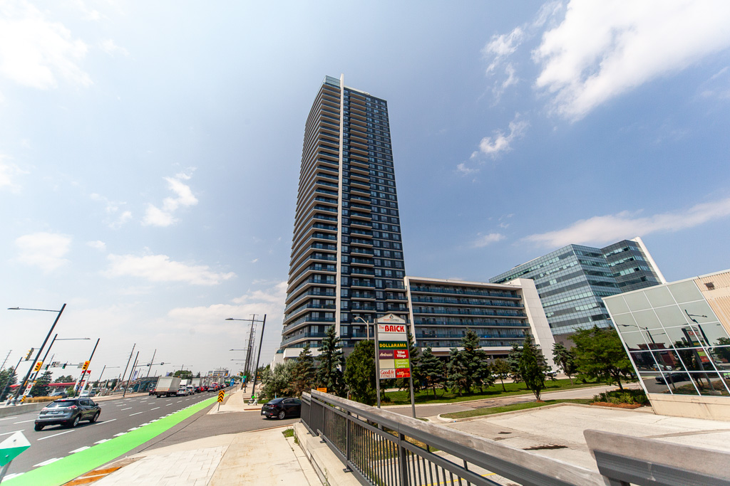 509-3600-highway-7-vaughan-3