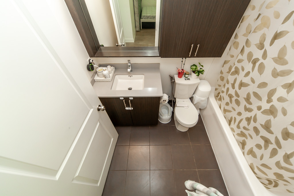 509-3600-highway-7-vaughan-32
