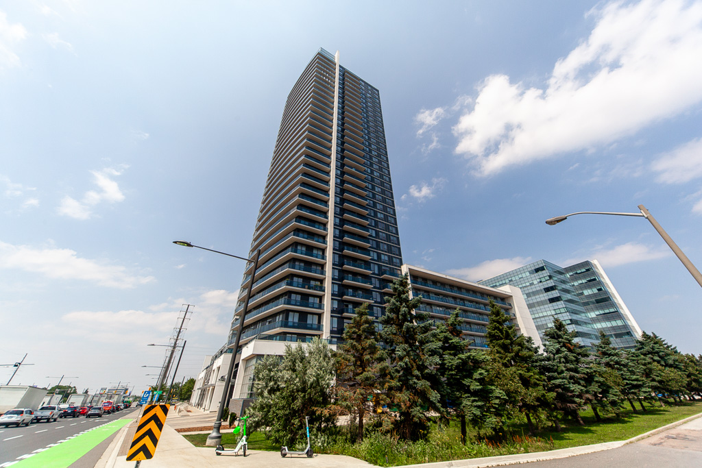 509-3600-highway-7-vaughan-6