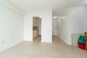 908-940-caledonia-rd-north-york-16