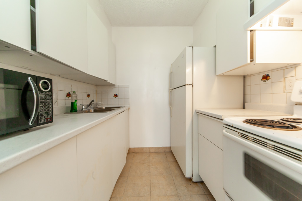 908-940-caledonia-rd-north-york-19