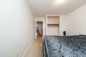 908-940-caledonia-rd-north-york-28