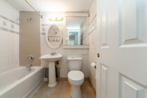 908-940-caledonia-rd-north-york-34