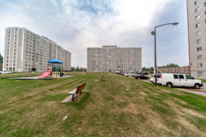 908-940-caledonia-rd-north-york-36