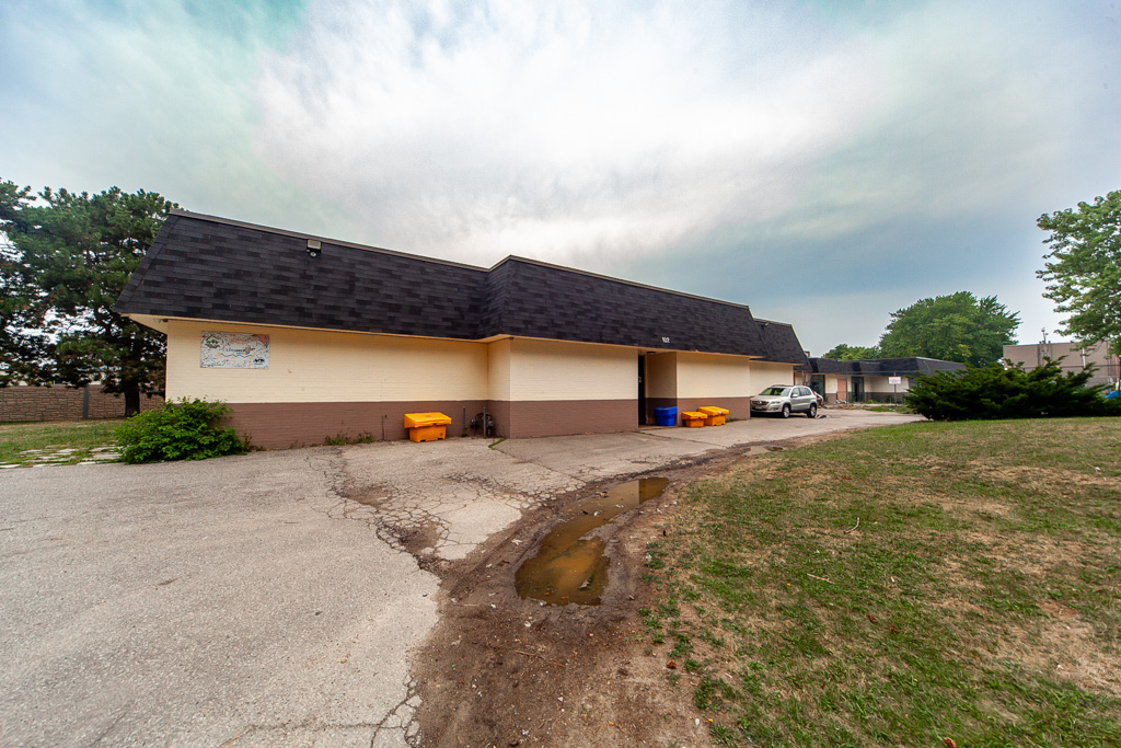 908-940-caledonia-rd-north-york-40