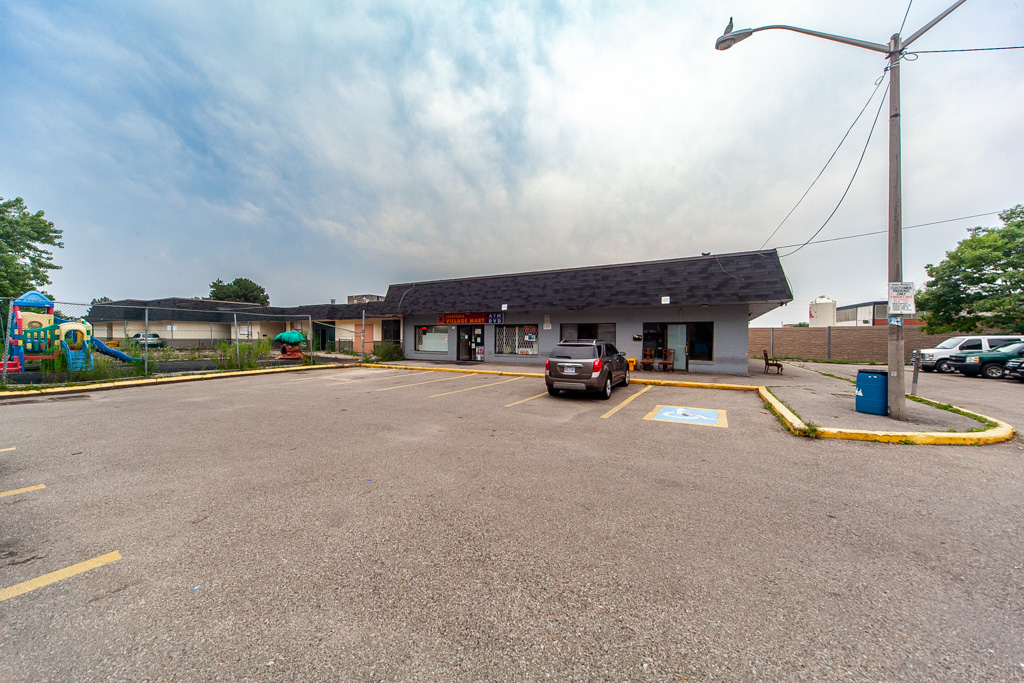 908-940-caledonia-rd-north-york-42